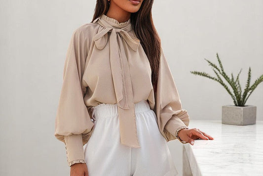 Chemisier Femme Élégant avec Nœud – Style Raffiné